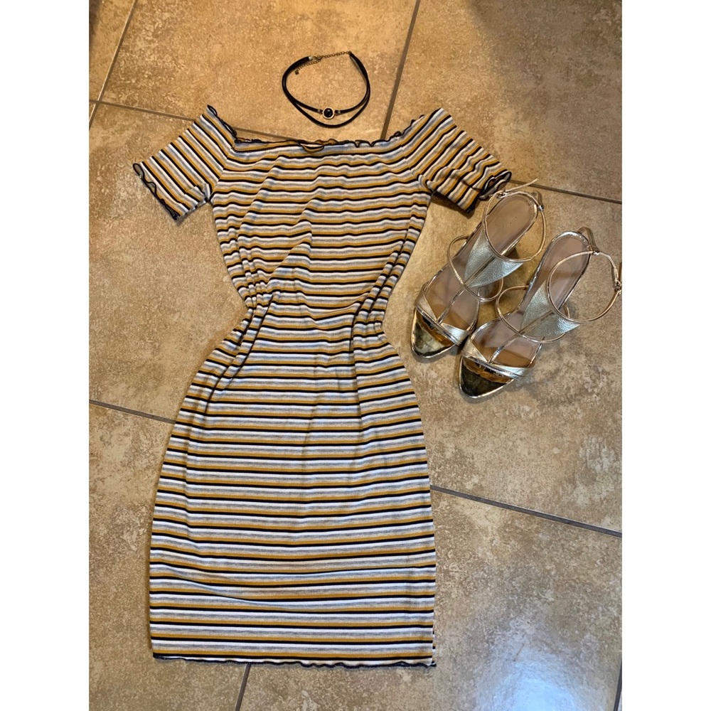 Off the shoulder Mini Stripped Dress